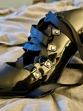 Black Patent Lace-Up Women’s Heel